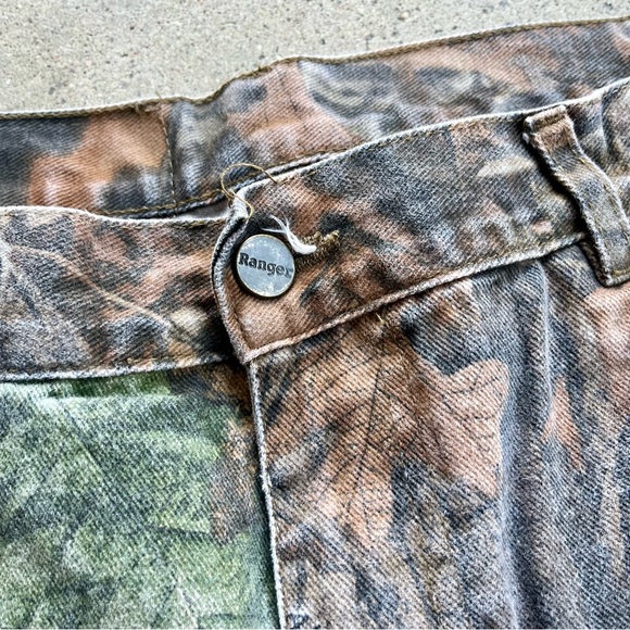 Ranger Camo Jeans Realtree 37x31 - Picture 5 of 9